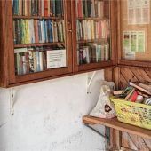 Wieder Abfall an „Bücherkiste“ am Waaghäusl