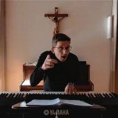 Chorprobe direkt im Wohnzimmer