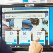 Ministerium will Schulen digital aufrüsten