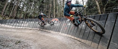 Auch der Bikepark Samerberg kann aufgrund der Lockerungen wieder eröffnet werden.Foto Denis Stratmann