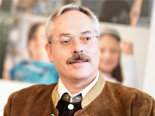 Besonders um Kinder aus bildungsfernen Schichten und behinderte Kinder sorgt sich Martin Löwe, Vorsitzender des Bayerischen Elternverbandes. Foto Roeder