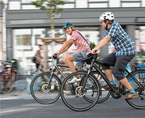 Das Fahrrad wird in Zukunft eine immer größere Rolle spielen, um den ÖPNV zu entlasten. Foto www.pd-f.de / Kay Tkatzik