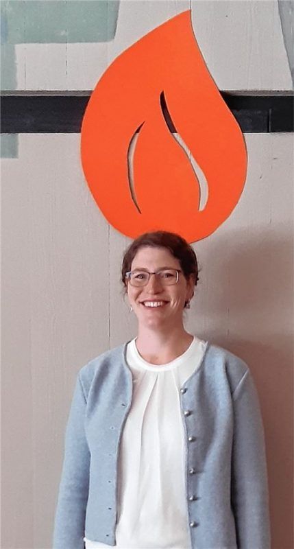 „Es gibt viele Feuerzungen und auch eine Fotostation, an der man ein Foto von sich selbst machen kann“, sagt Pastoralreferentin Elisabeth Maier.