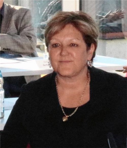 Sabine Balletshofer (CSU) wurde als neue Dritte Bürgermeisterin von Peter Kloo vereidigt. Foto  Riedigers