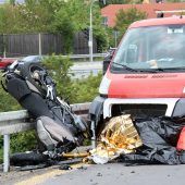 Vater und Sohn sterben bei Motorradunfall