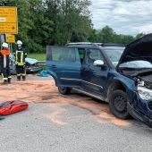 Drei Verletzte bei Zusammenstoß in Tattenhausen