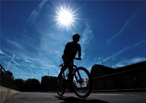 Abstrampeln für den Rekord: Noch bis kommenden Samstag werden die Kilometer beim Stadtradeln gezählt. Foto dpa