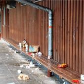 Unbekannte vermüllen Sportgelände