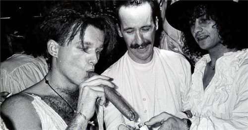 Beim legendären Weiß-Ball im Stage gab es nicht nur große Zigarren. Da kamen auch viele Münchner nach Rosenheim. In der Mitte Hermann Boldt. Fotos Ziegler (2)/privat