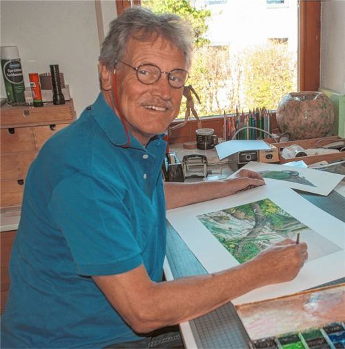 Bilder, die den Blick des Betrachters nicht sofort sättigen, weil so viel zu sehen, zu entdecken ist. Solche Bilder zeichnet und malt Bernhard Oberdieck. Sie zieren rund 300 Kinderbücher.Fotos Oberdieck