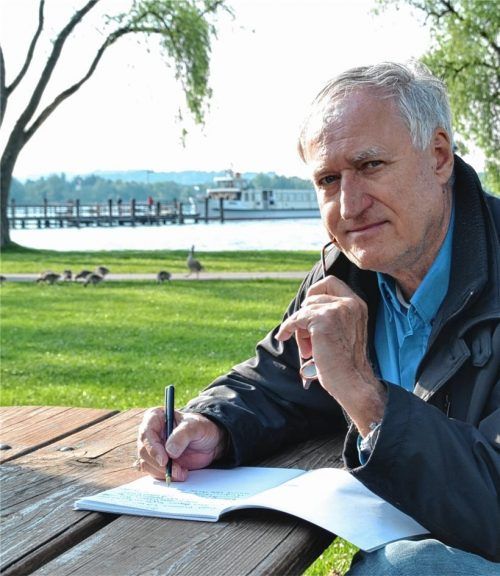 Detlef Neufert will mit seinem Festival „Raum für die stillen Filme bieten“. Am Chiemsee erarbeitet er das Konzept.Foto privat