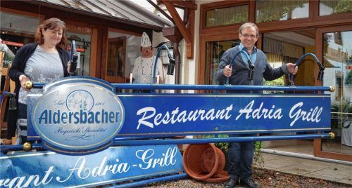 Die Reklameschilder sind schon abgebaut. Das Restaurant Adria Grill in St. Erasmus ist bald Vergangenheit. Jožica und Janez Smogavc waren gerne für ihre Gäste da, und die waren zufrieden mit dem Restaurant, das zugleich eine Dorfwirtschaft war.Foto  Grundner