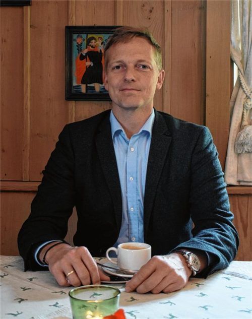 Erster Monat im Amt: Aschaus neuer Bürgermeister Simon Frank.Foto blum