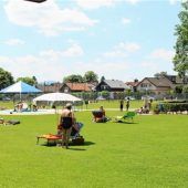 Im Freibad darf man wieder duschen