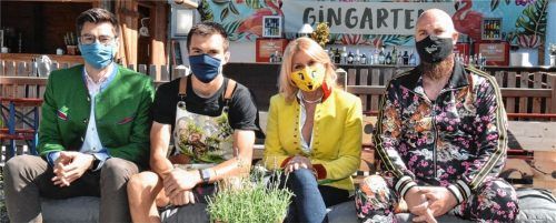 Haben den Gingarten gemeinsam ins Leben gerufen: (von links) der Geschäftsführer der Flötzinger-Brauerei Lorenz Stiglauer, Korbinian Vogl vom Bräustüberl Rosenheim, Marisa Steegmüller, Geschäftsführende Gesellschafterin von Flötzinger, und Stephan Rech von der „Lausa-Bar“. Foto Schlecker