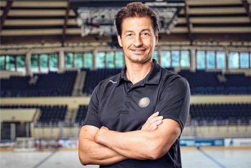 Thomas Schädler hat sein erstes Jahr als hauptamtlicher Nationaltrainer im Deutschen Eishockey-Bund hinter sich.Foto DEB
