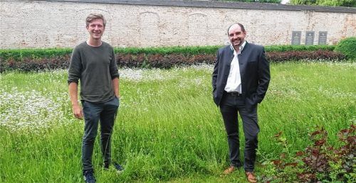 Umweltschutz muss in Rott erstrangig werden – das steht für Bürgermeister Daniel Wendrock (rechts) und Umweltreferent Matthias Eggerl (links) fest. Foto re