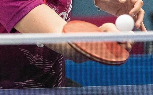 Wann die Tischtennisspielerinnen und -spieler wieder zum Schläger greifen werden, steht noch nicht fest, dafür aber die Ligeneinteilung in den Verbandsligen. Foto  Steinbrenner