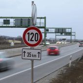 A 94: Tempolimit gilt noch länger