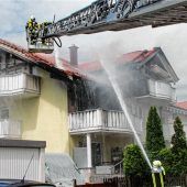 Brand in Mehrfamilienhaus in Bernau: Zwei Wohnungen unbewohnbar