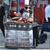 PETA-Protest in Rosenheim