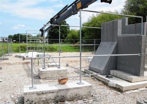 An der Parkour-Anlage wird seit dieser Woche wieder gearbeitet – jetzt soll der Untergrund auf den Weg gebracht werden. Foto Riediger