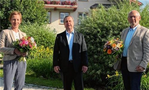 Die Ernst Freiberger-Stiftung unter neuer Leitung: (von links) Geschäftsführerin Stefanie Ludwig, Ernst Freiberger und Rupert Rußwurm.Foto Stiftung