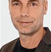 25 Behandlungsplätze