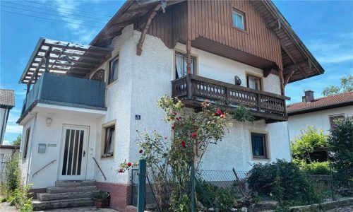 Dubioser Firmensitz: Dieses Haus gab „Valentino G.“ als Adresse für seine zweifelhafte „Steinreinigung“ an. Foto Gerlach