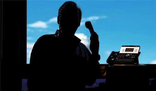 Einen Erfolg kann die Kripo Rosenheim bei ihren Ermittlungen gegen Telefon-Trickbetrüger verbuchen.Foto dpa