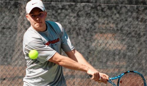 In dieser Saison spielt Benedikt Völker bei seinem Heimatverein TSV Neubeuern in der Bezirksliga Super an Nummer zwei.Fotos Rapp