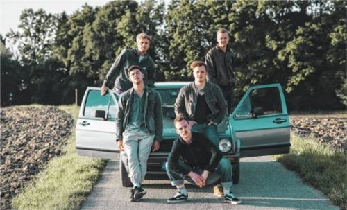 Kaffkiez aus Rosenheim überrascht auch auf der neuenSingle mit ihren außergewöhnlichen Texten.Foto re