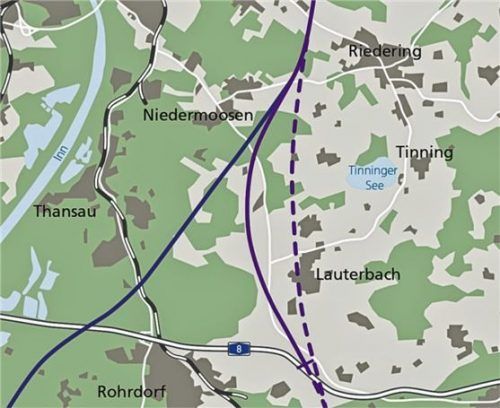 Die violette Trasse führt im Westen an Riedering vorbei. Foto re