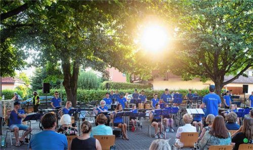 An zwei Konzertabenden bewiesen die Musiker ihr Talent. Trotz coronabedingter Pause beherrschten die Spielleute die neu angeschafften Instrumente. Foto Kotter