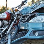 Motorradfahrer schwer verletzt