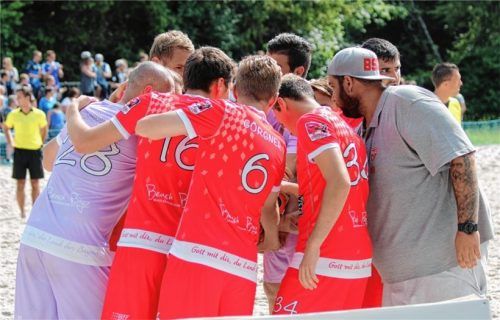 Die BSC Beach Boyz aus Waldkraiburg starten am Wochenende in die dritte Spielzeit der Deutschen Beachsoccer-Liga.