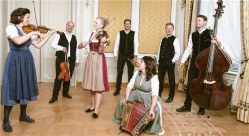 Die Tanzgeiger treten im November im Stadtsaal auf.Foto re