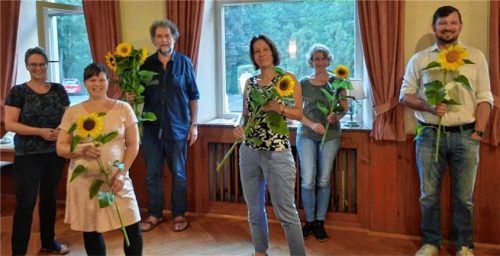 Die Vorsitzende der Grünen-Stadtratsfraktion, Martina Thalmayr, mit dem neuen Vorstand des Ortsverbands: Diana Genius, Dieter Fuchs, Petra Koppenleitner, Katharina Dietel und Sebastian Uhl (von links). Foto  re