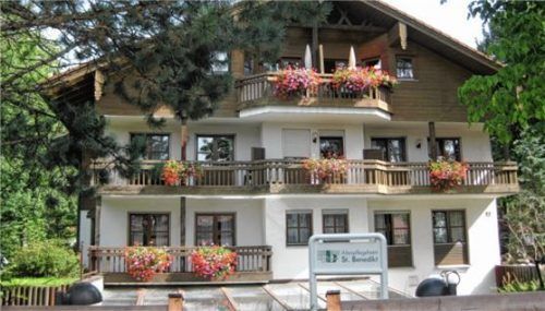 Kein Weiterbetrieb: Die Bewohner des Alten- und Pflegeheimes St.Benedikt in Nußdorf erhielten zum 30.September die Kündigung, das Heim wird geschlossen. Foto Forster
