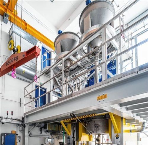 Mit der neuen Mischanlage will die Bayern-Chemie ihre Produktionskapazitäten erhöhen. Foto  Ringfoto Sahlstorfer/Bayern-Chemie