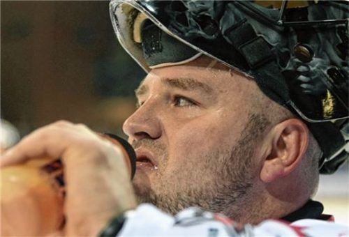 Norm Maracle führte die Starbulls zum Pokalsieg und ins DEL2-Finale. Fotos Ziegler (8), Ruprecht, Direvi, Sport-Press