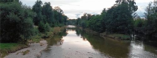 Vielgestaltig: Die Mangfall bei Rosenheim. Foto Höfer