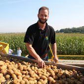 Appell der Bauern: „Esst mehr Pommes!“