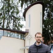 Attaching – ein Dorf atmet auf