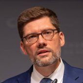 Neuer Chef am Scherbenhaufen