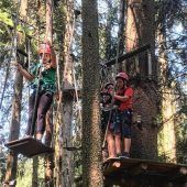 Klettern, bevor die Schule beginnt