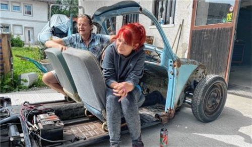 Adi Ruhaltiger und Vanessa Möller taugt es im „Waldkäfer“.