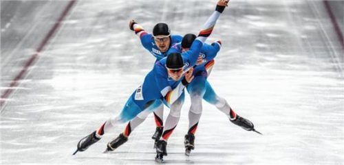 Auf dem schnellen Inzeller Eis findet Ende Oktober die deutsche Meisterschaft statt. Foto  Wukits