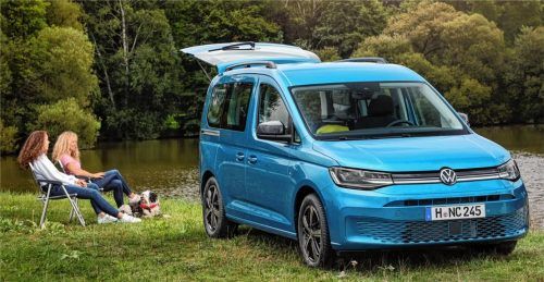 Der neue Caddy California ist rund fünf Meter lang und hat unter anderem das Bett seines größeren Bruders California T6.1 an Bord. Foto Auto-Medienportal.Net/Volkswagen