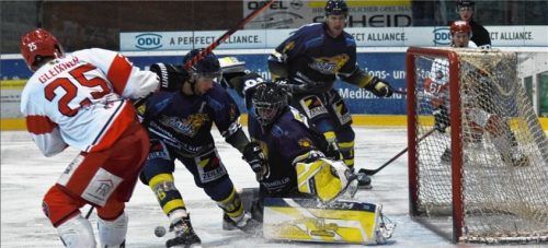 Vor dem Kasten von Christoph Lode gab es auch brenzlige Szenen.Foto Del Grosso